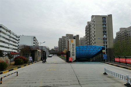 好房子2081正好精装未住3室2厅2卫125㎡带车库